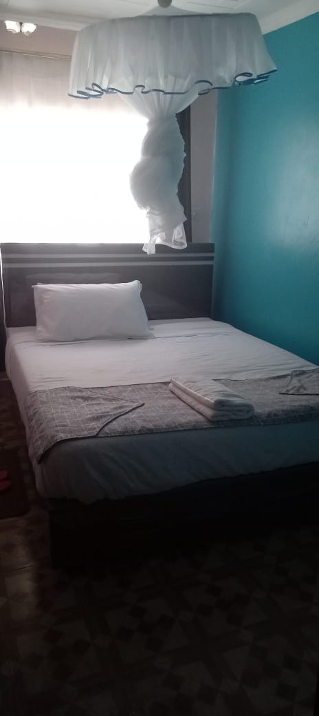 Eco-luxury suite at Ambururu